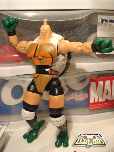 Adding detail that wasn't in either figure being customised