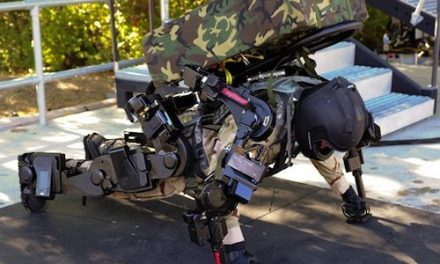 Raytheon XOS2 exoskeleton prepares for heavy lifting and a generally laborious life